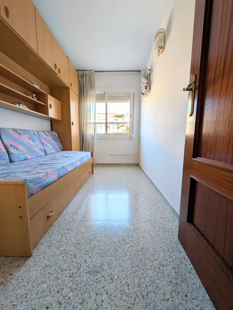 Habitación de Piso en venta en Badalona con Aire acondicionado, Amueblado y Balcón