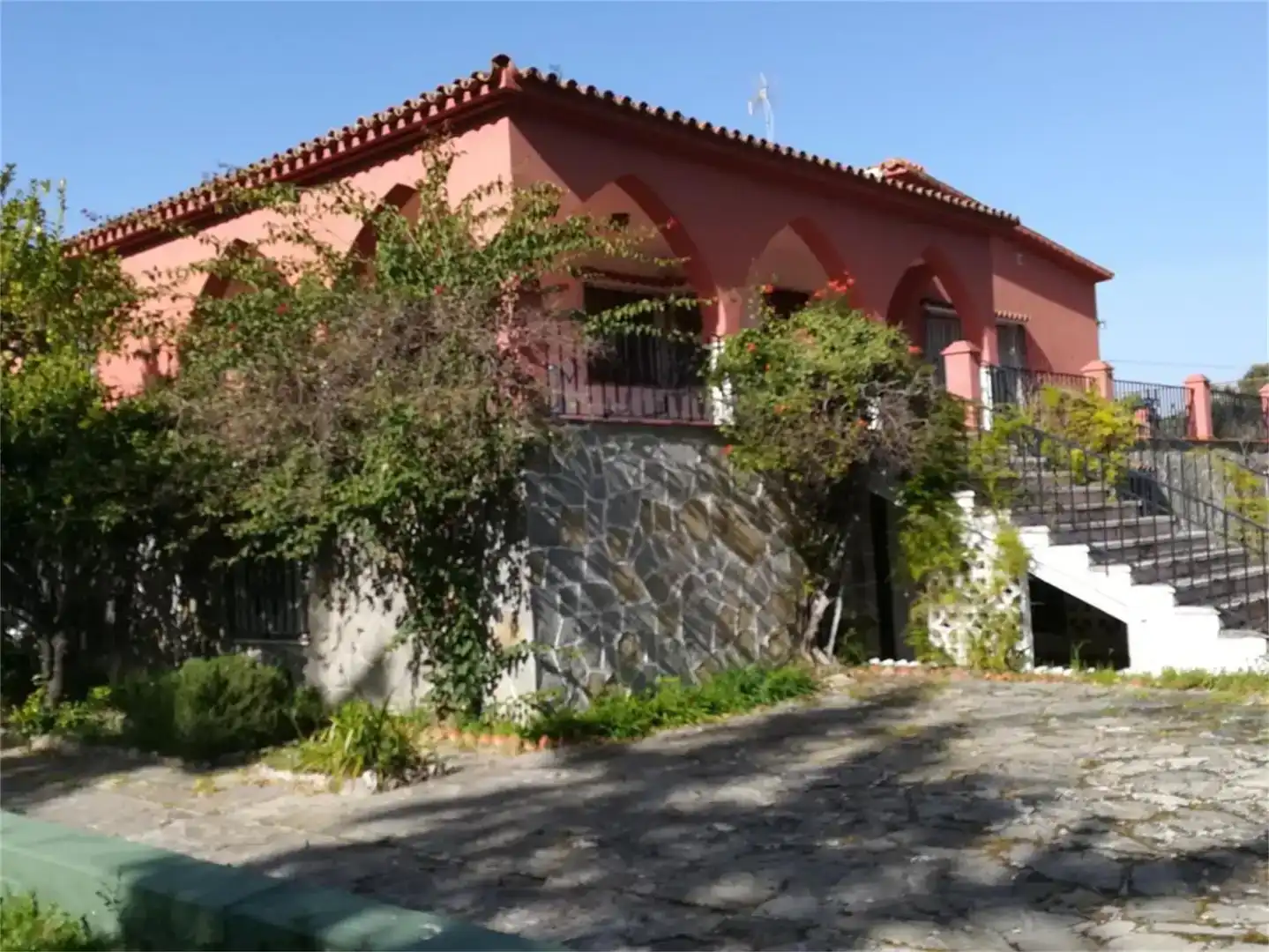 Exterior view of Land for sale in El Bosque