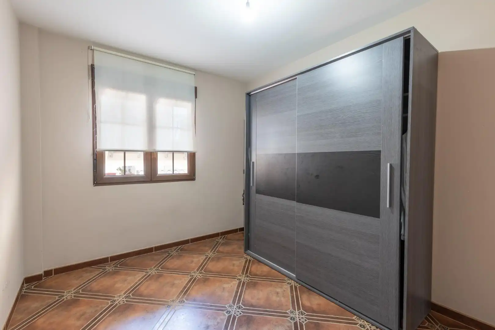 Wohnung zum Verkauf in Íllora mit Privatgarten, Terrasse und Balkon
