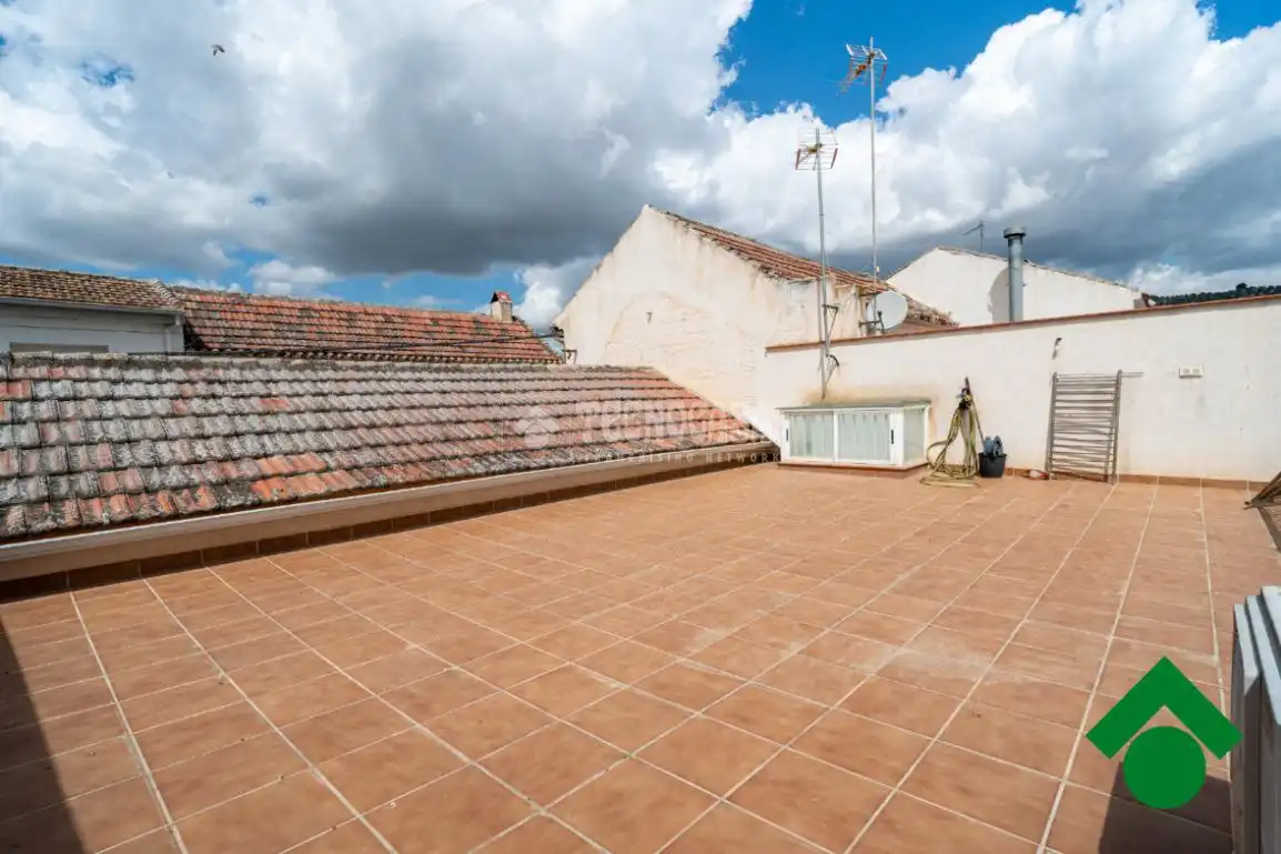 Casa aparellada en venda a Pinos Puente, imagen 30
