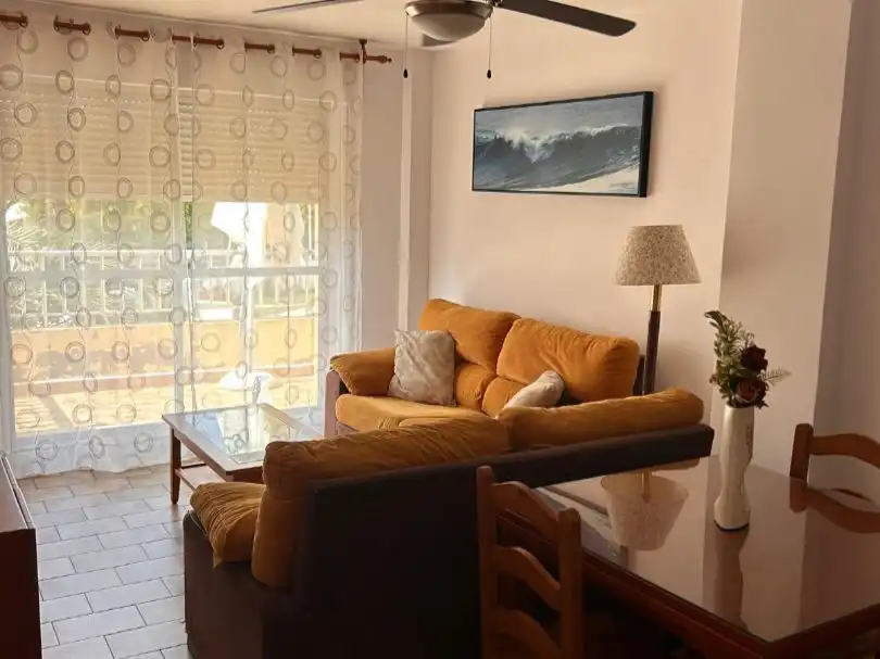Appartamento con piscina in vendita a Paseo Marítimo Travesía D 86a, imagen 3