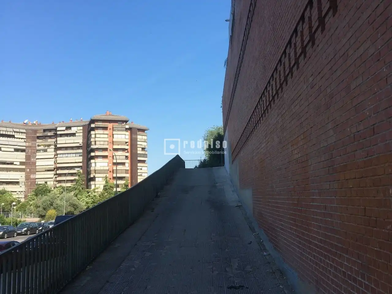 Vista exterior de Garatge de lloguer en Madrid