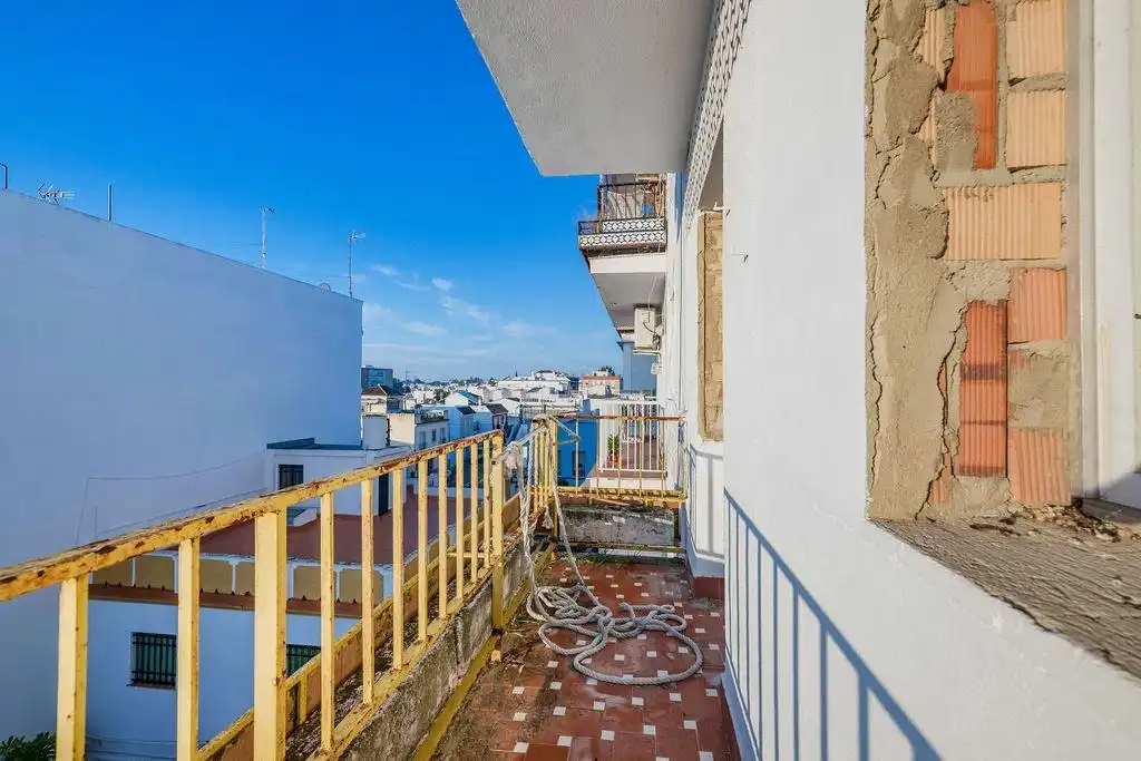 Vista exterior de Piso en venta en Castilleja de la Cuesta