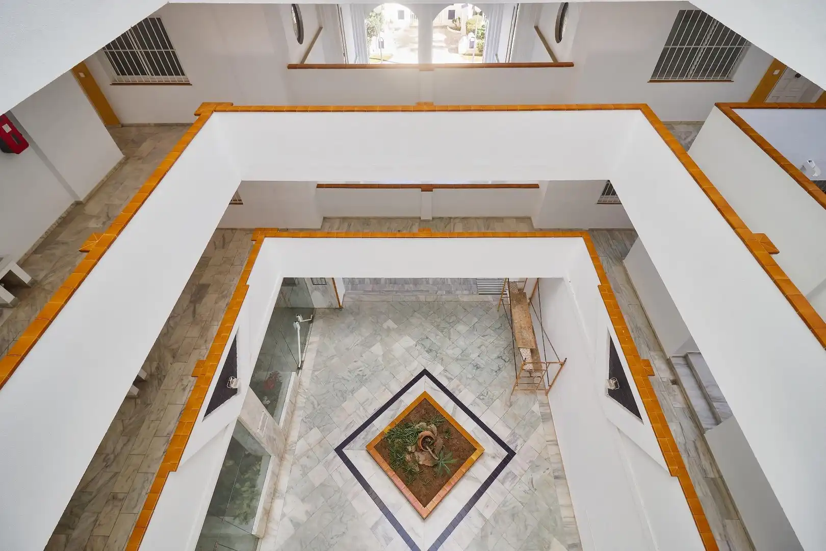 Flat for sale in Fuengirola  with Air Conditioner, Terrace and Community pool