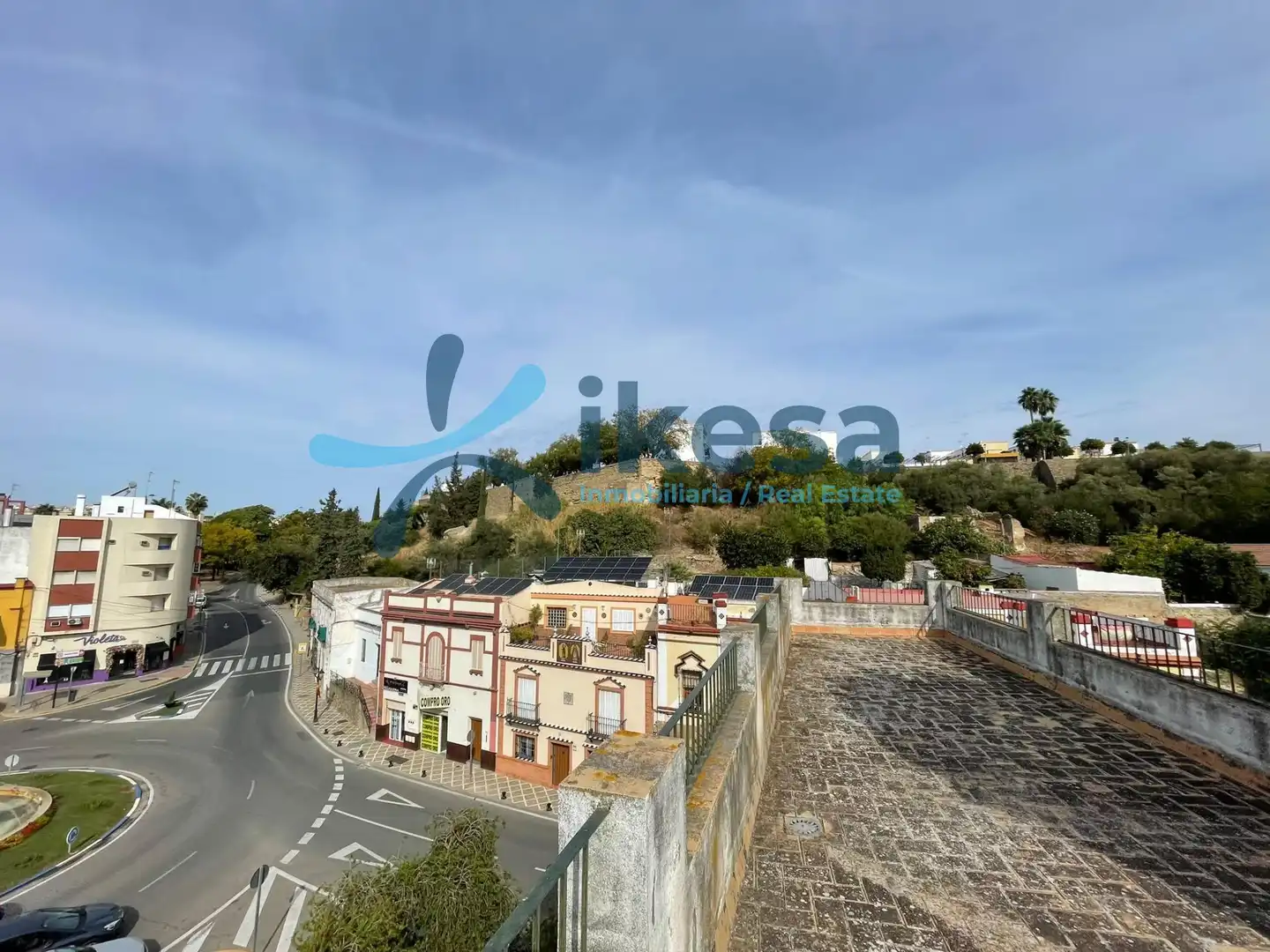 Vista exterior de Edifici en venda en Barrio Bajo