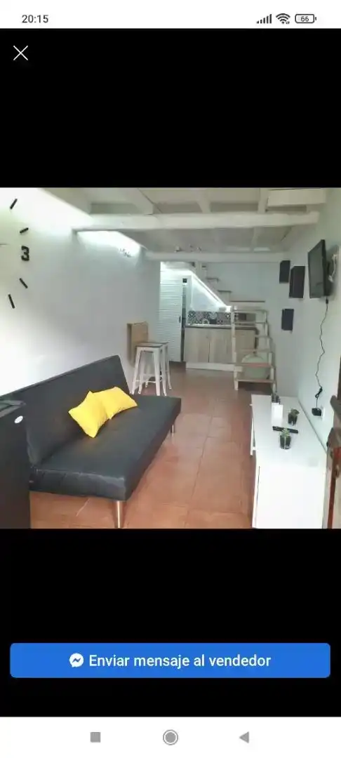 Sala d'estar de Casa adosada en venda en Navaconcejo amb Moblat, Microones i TV