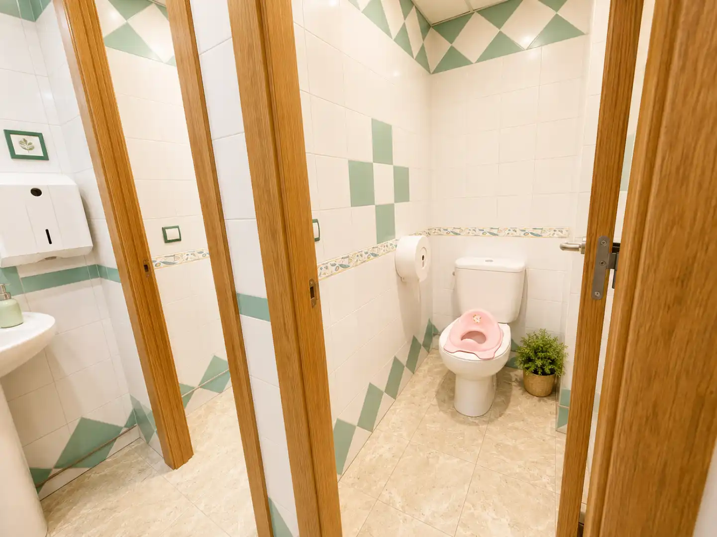 Local comercial en traspàs a Oviedo - CL CIUDADES UNIDAS 16, imagen 14