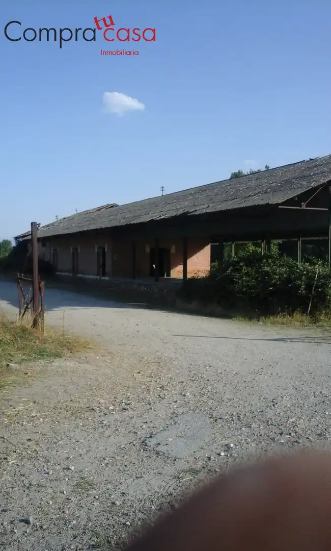 Exterior view of Country homes for sale in Yanguas de Eresma  with Air Conditioner, Heating and Private garden