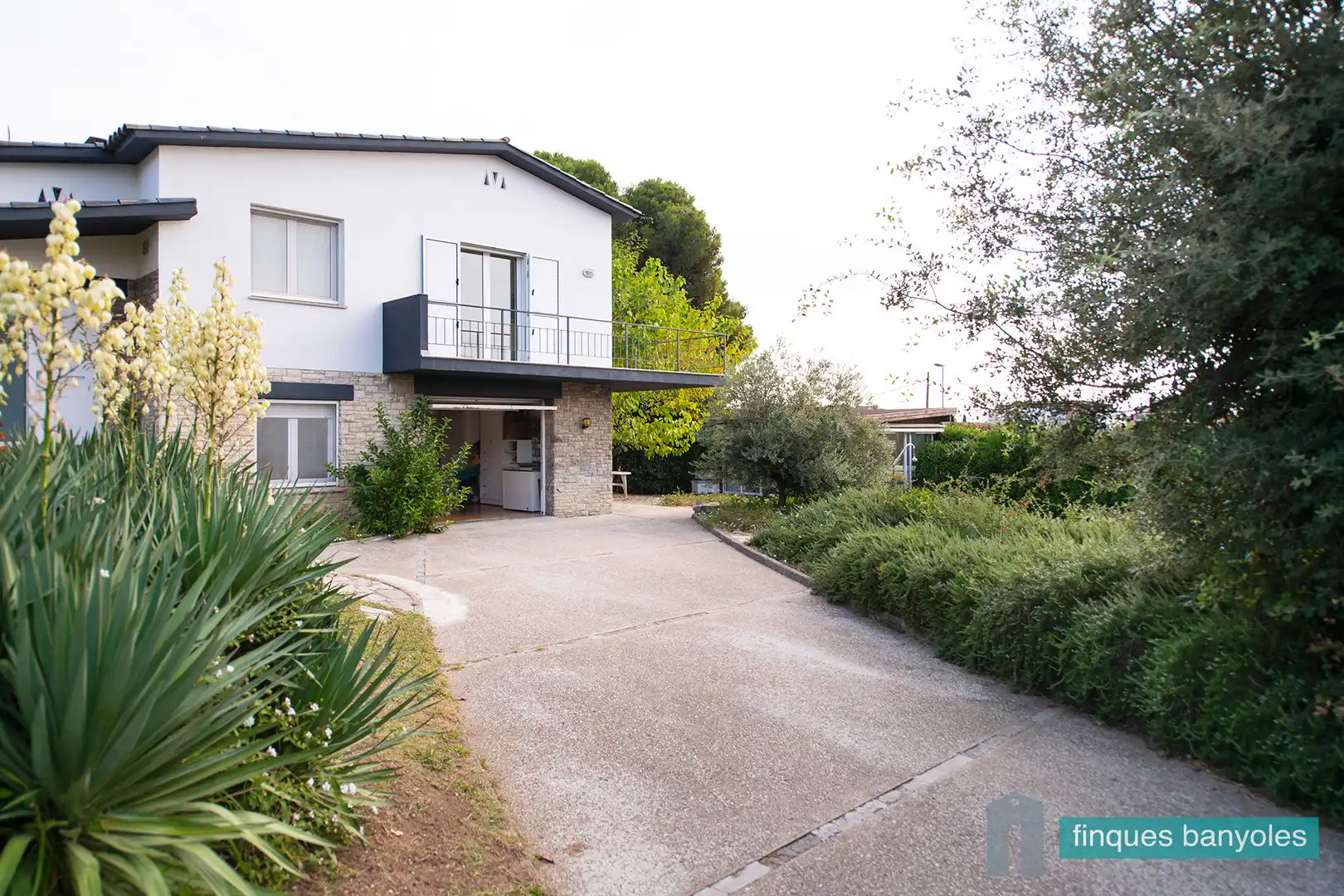 Exterior view of Houses for sale in Banyoles  with Air Conditioner, Heating and Private garden