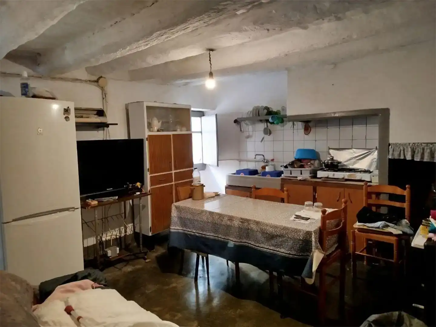 Cuina de Casa adosada en venda en Godall amb Aire condicionat i Balcó