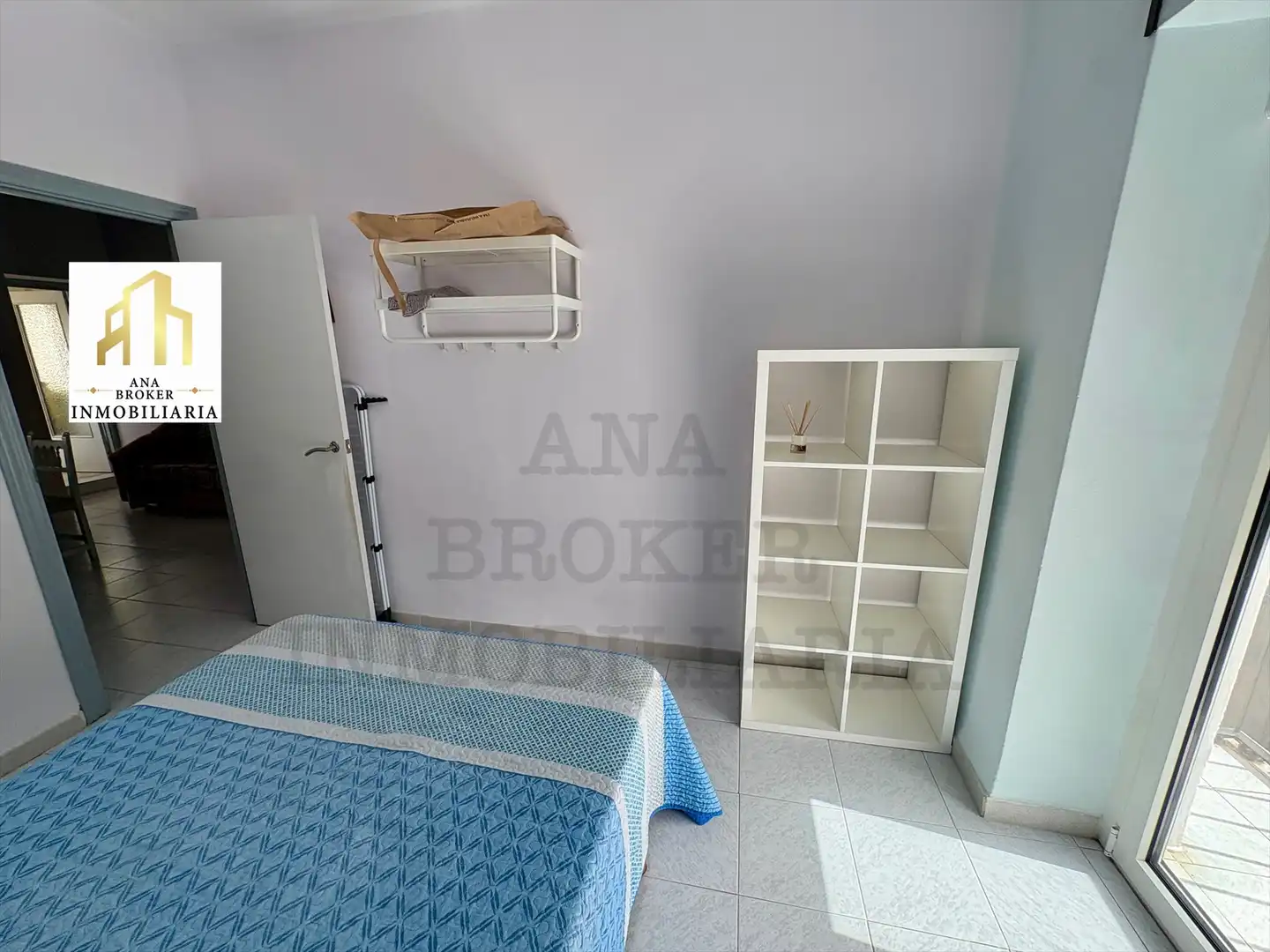 Bedroom of Flat for sale in Ronda  with Furnished