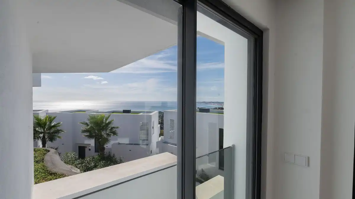Terrasse von Einfamilien-Reihenhaus zum Verkauf in Benalmádena mit Klimaanlage, Terrasse und Abstellraum