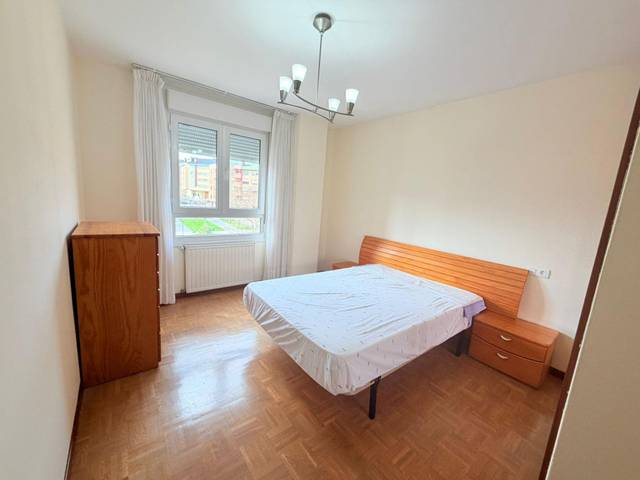 Piso en Alquiler en Corredoría - La Carisa - Prado de La Vega