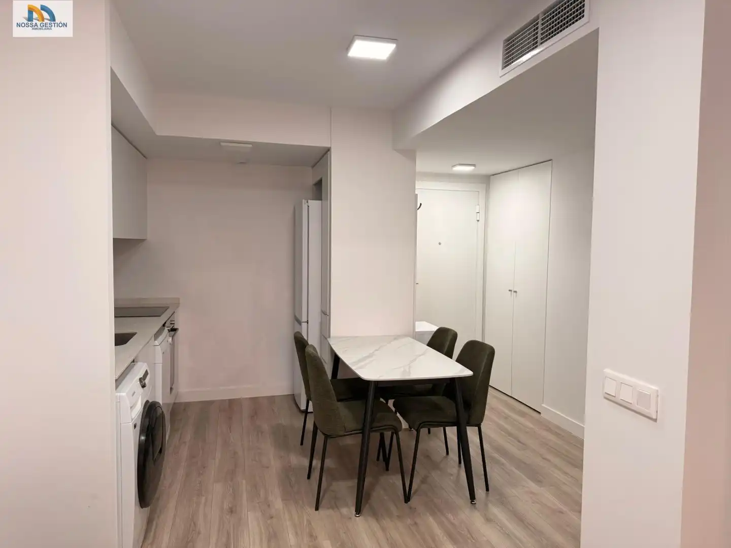 Cocina de Apartamento en venta en Valencia con Aire acondicionado, Jardín privado y Terraza