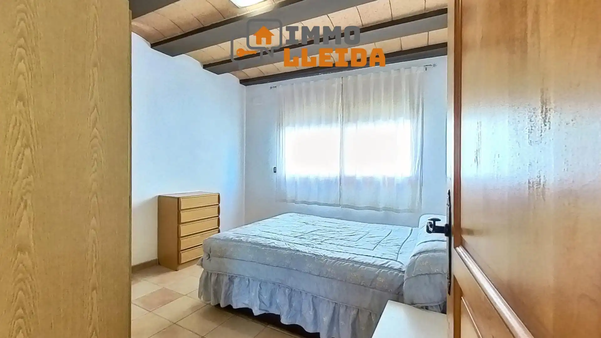 Habitación de Casa adosada en venta en Àger con Calefacción, Terraza y Trastero