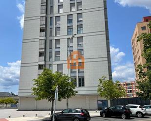 Exterior view of Office for sale in León Capital   with Heating
