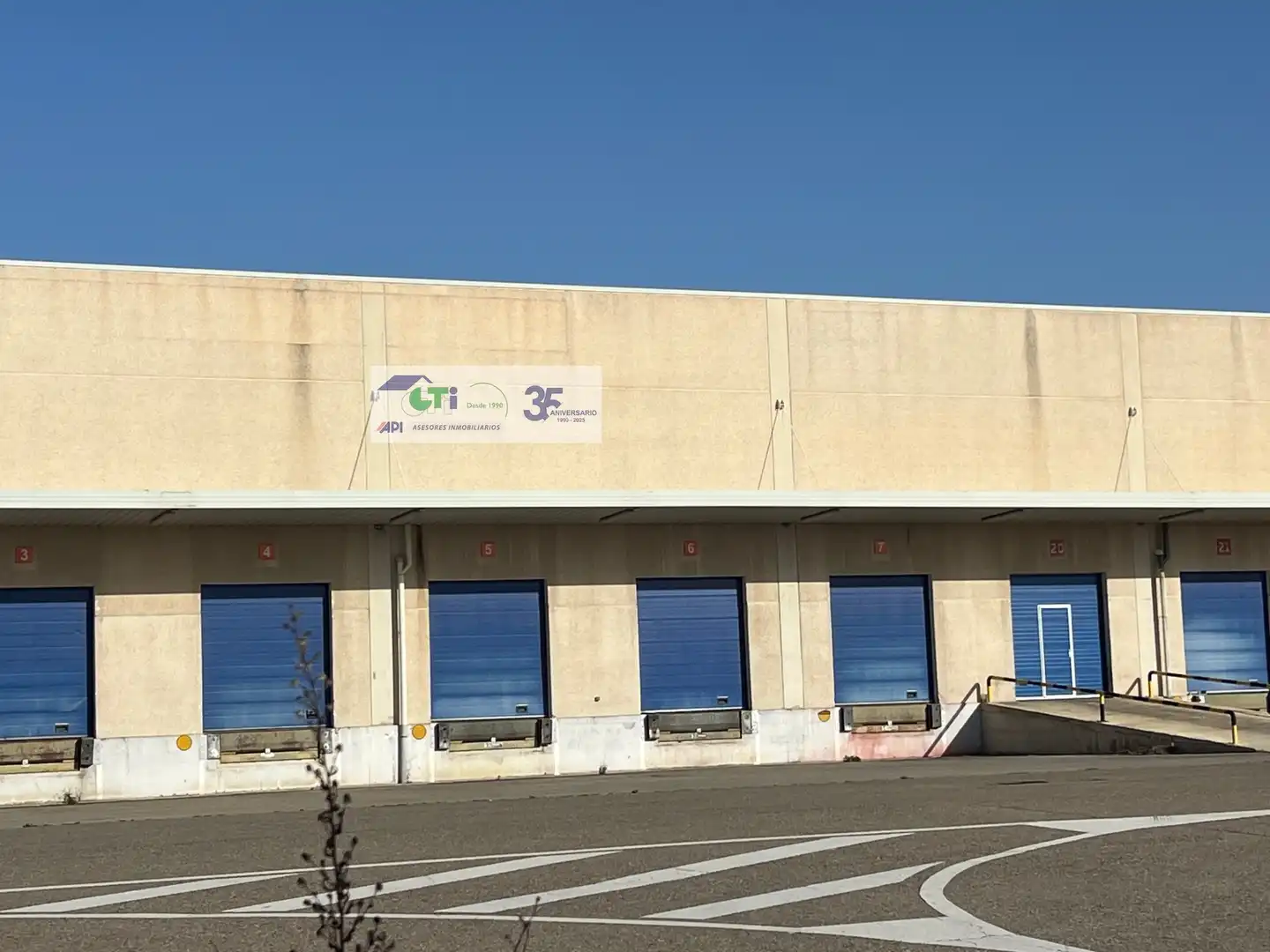 Industrial building to rent in C/ RÍO DE JANEIRO, imagen 17
