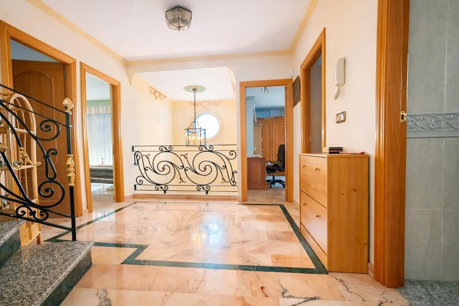 Houses for sale in Güevéjar  with Private garden, Terrace and Storage room