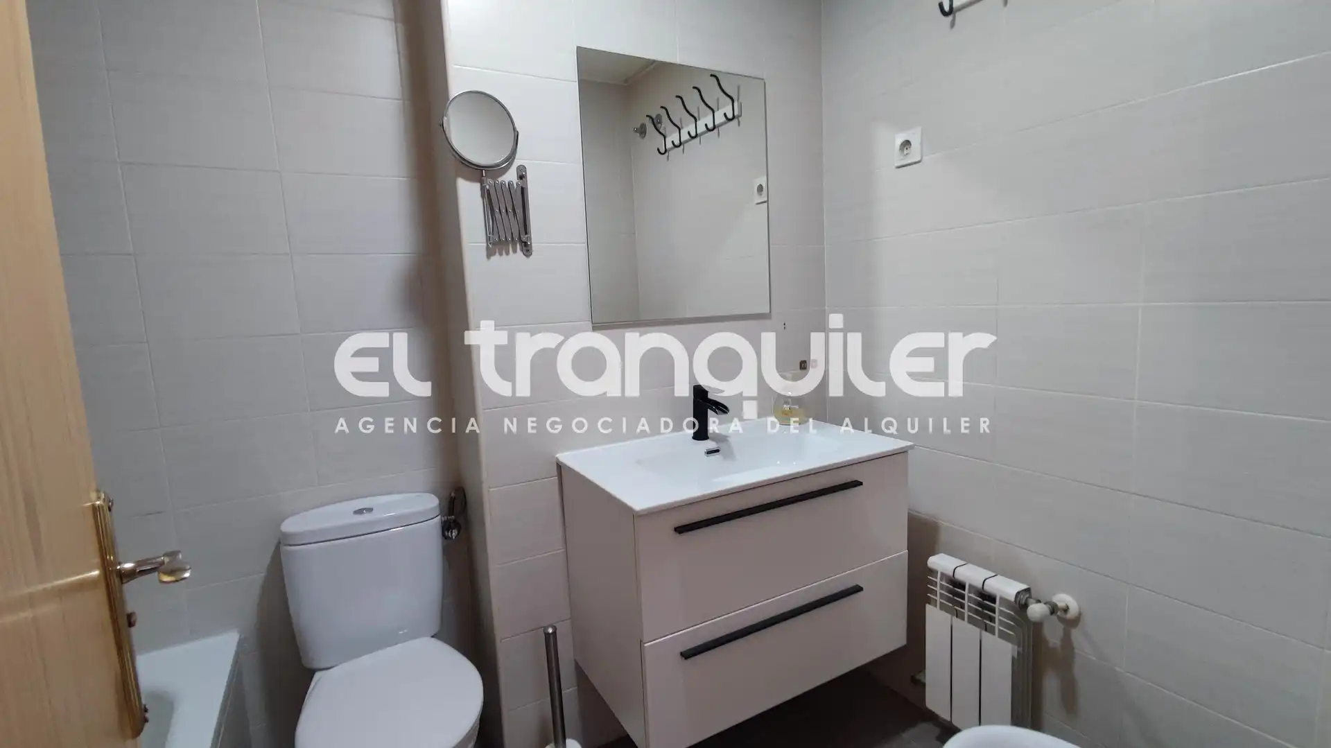 Flat for rent in Calle Tubas, Cuatro vientos