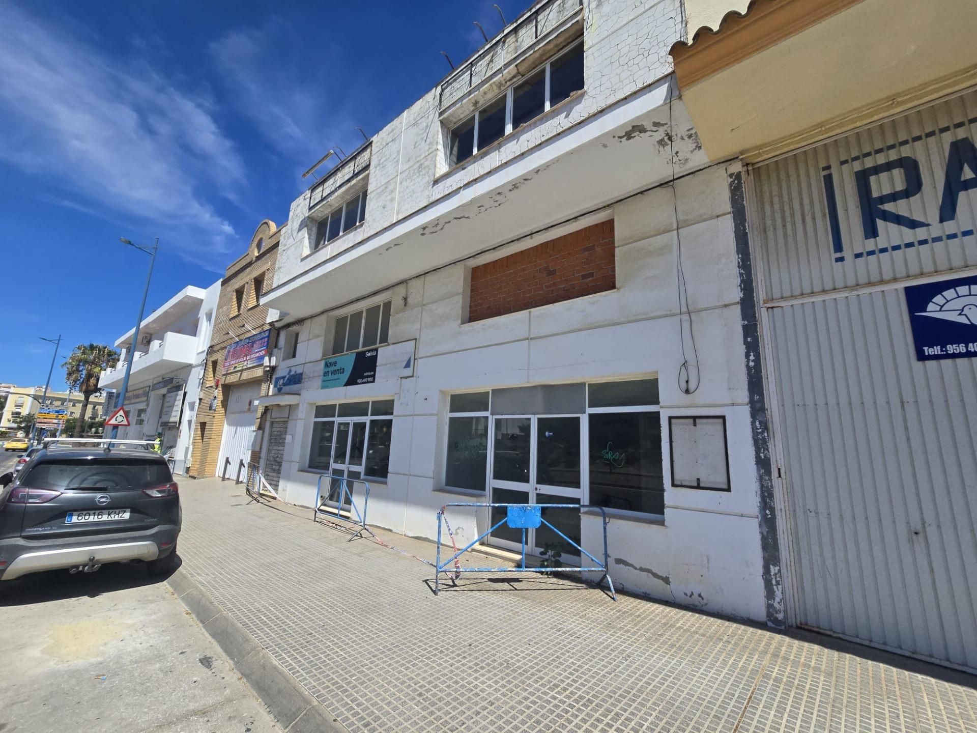 Exterior view of Industrial buildings for sale in Chiclana de la Frontera