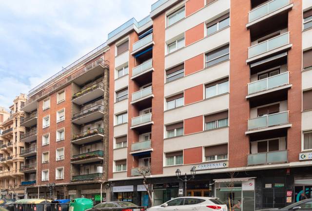 Piso en Venta en San Mames Zumarkalea en Zona Indautxu