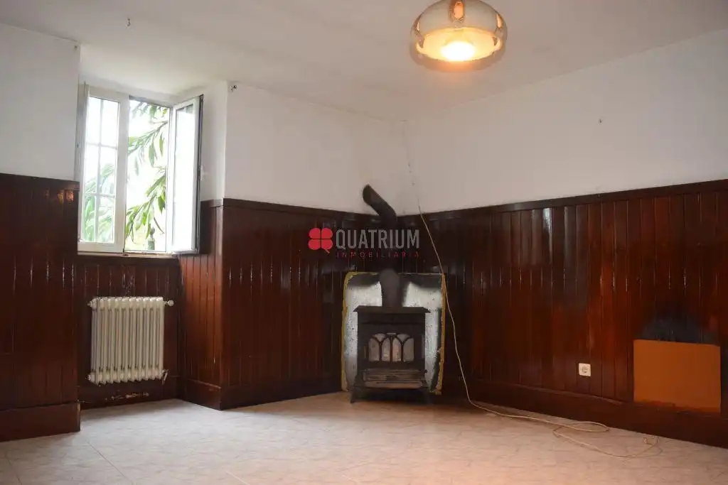 Sala d'estar de Casa o xalet en venda en Teo amb Jardí privat