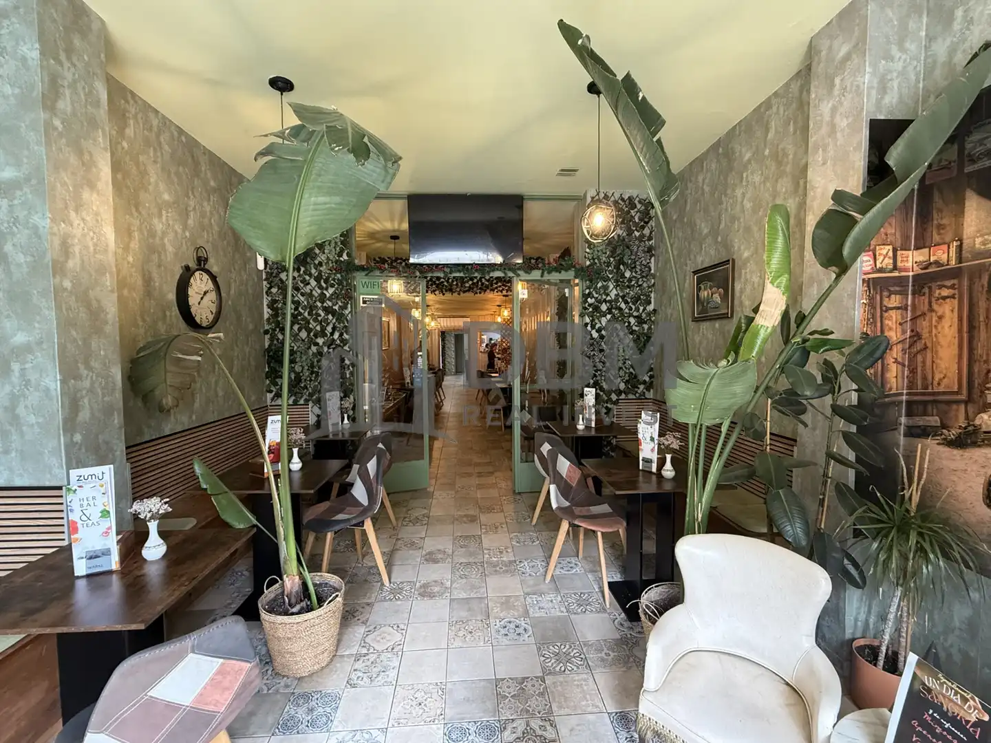 Business premises for transfer in Eixample, imagen 25