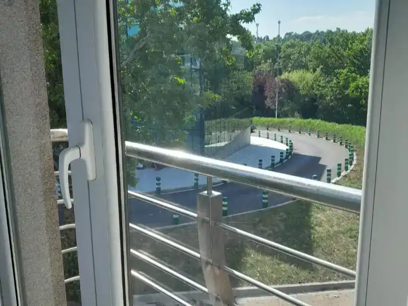 Parkplatz von Wohnung zur Miete in Santiago de Compostela  mit Balkon