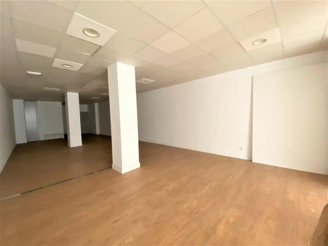 Local commercial à louer à Calle Ordoño Ii 30 24001 Leon, imagen 5
