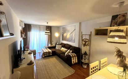 Living room of Flat for sale in Santa Coloma de Cervelló  with Air Conditioner, Heating and Parquet flooring