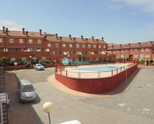 Exterior view of House or chalet for sale in Segovia Capital  with Heating, Parquet flooring and Terrace