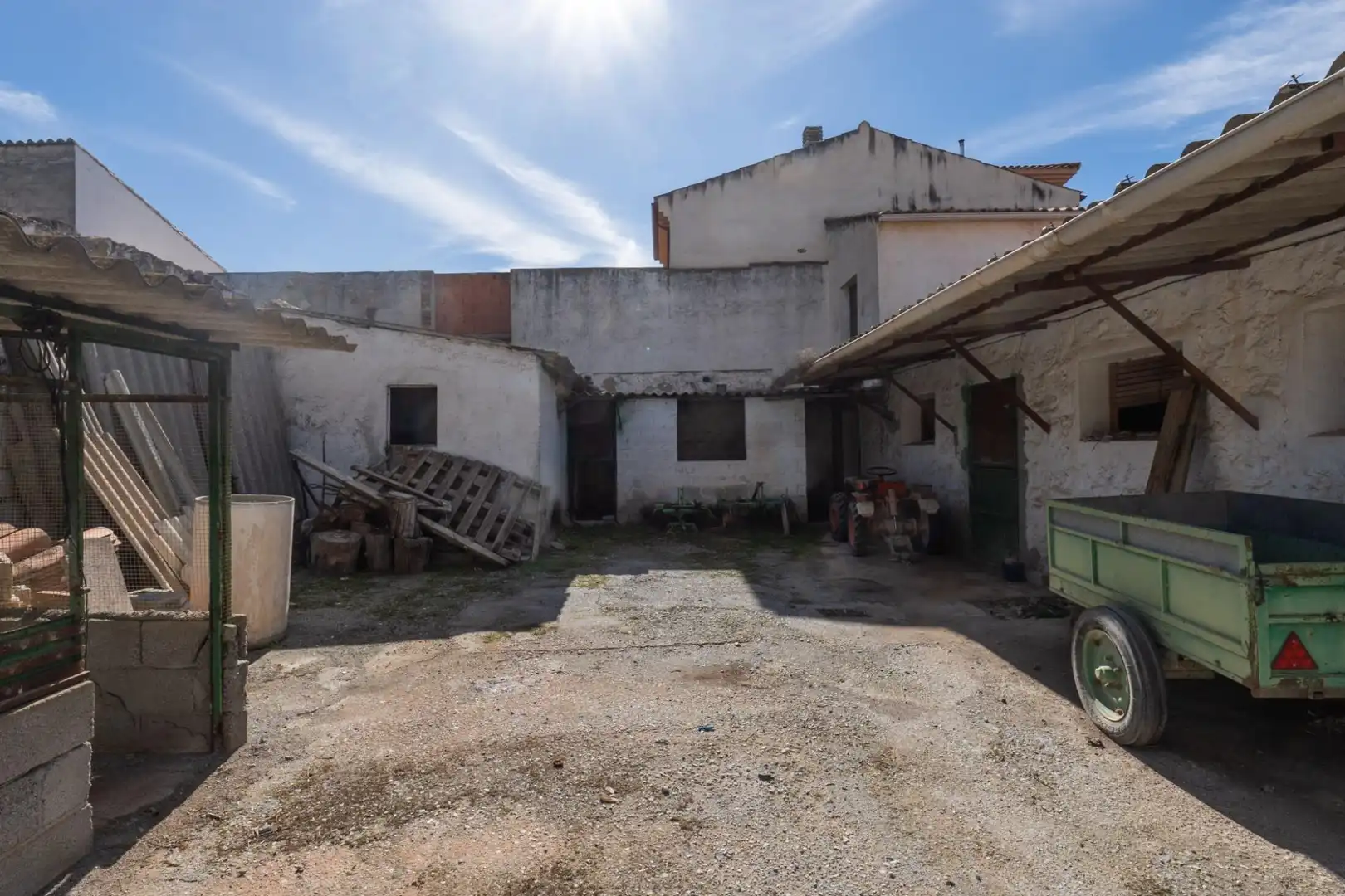 Vista exterior de Casa o xalet en venda en Albolote amb Terrassa i Balcó