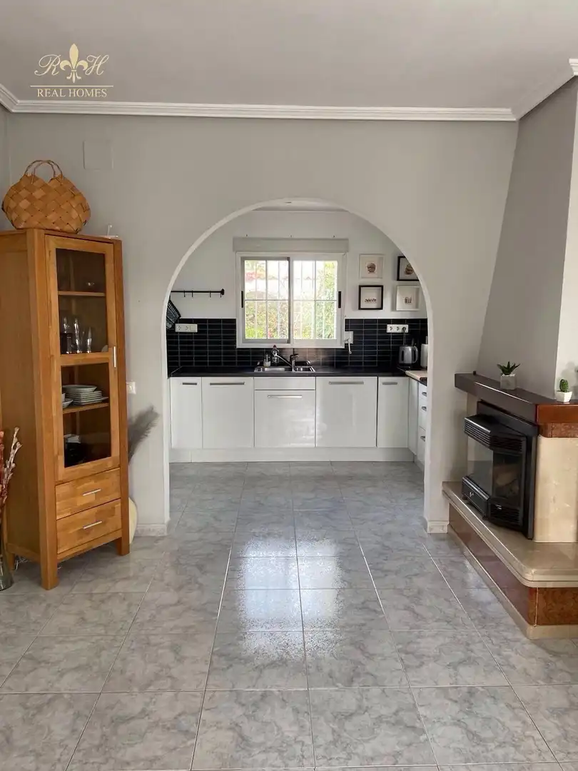 Kitchen of Detached homes for sale in L'Alfàs del Pi  with Air Conditioner, Heating and Swimming Pool