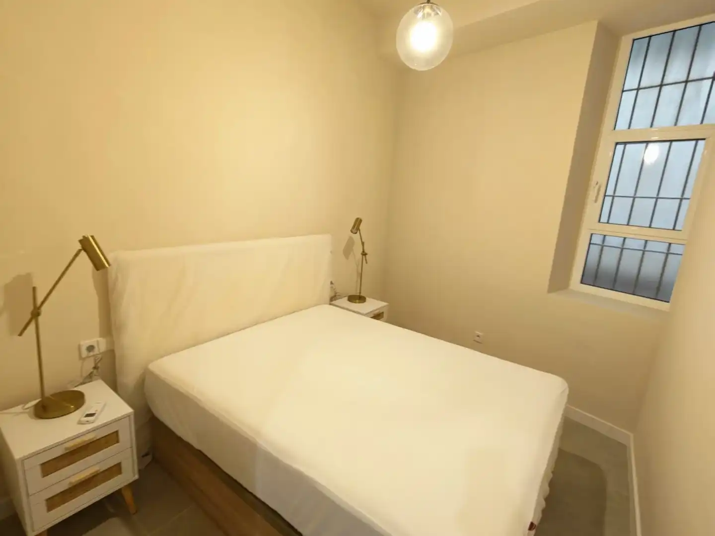 Schlafzimmer von Wohnungen zur Miete in Murcia mit Möbliert und Waschmaschine