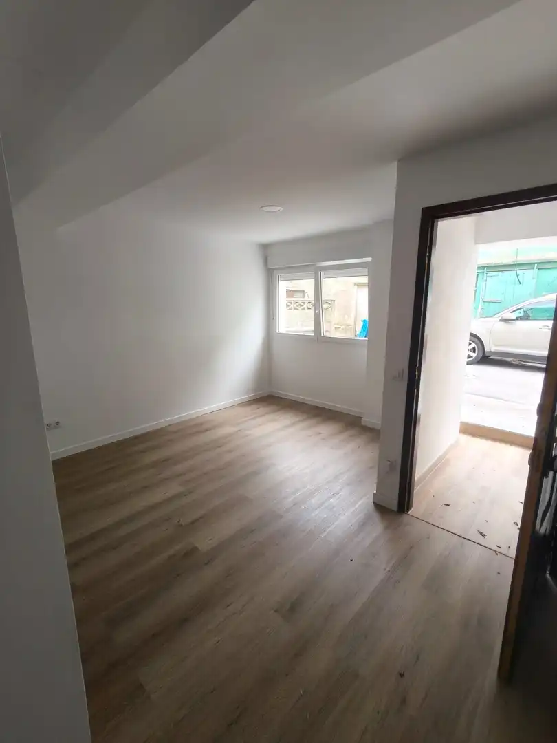 Casa adosada en venta en Santa Cruz de Bezana con Calefacción y Parquet