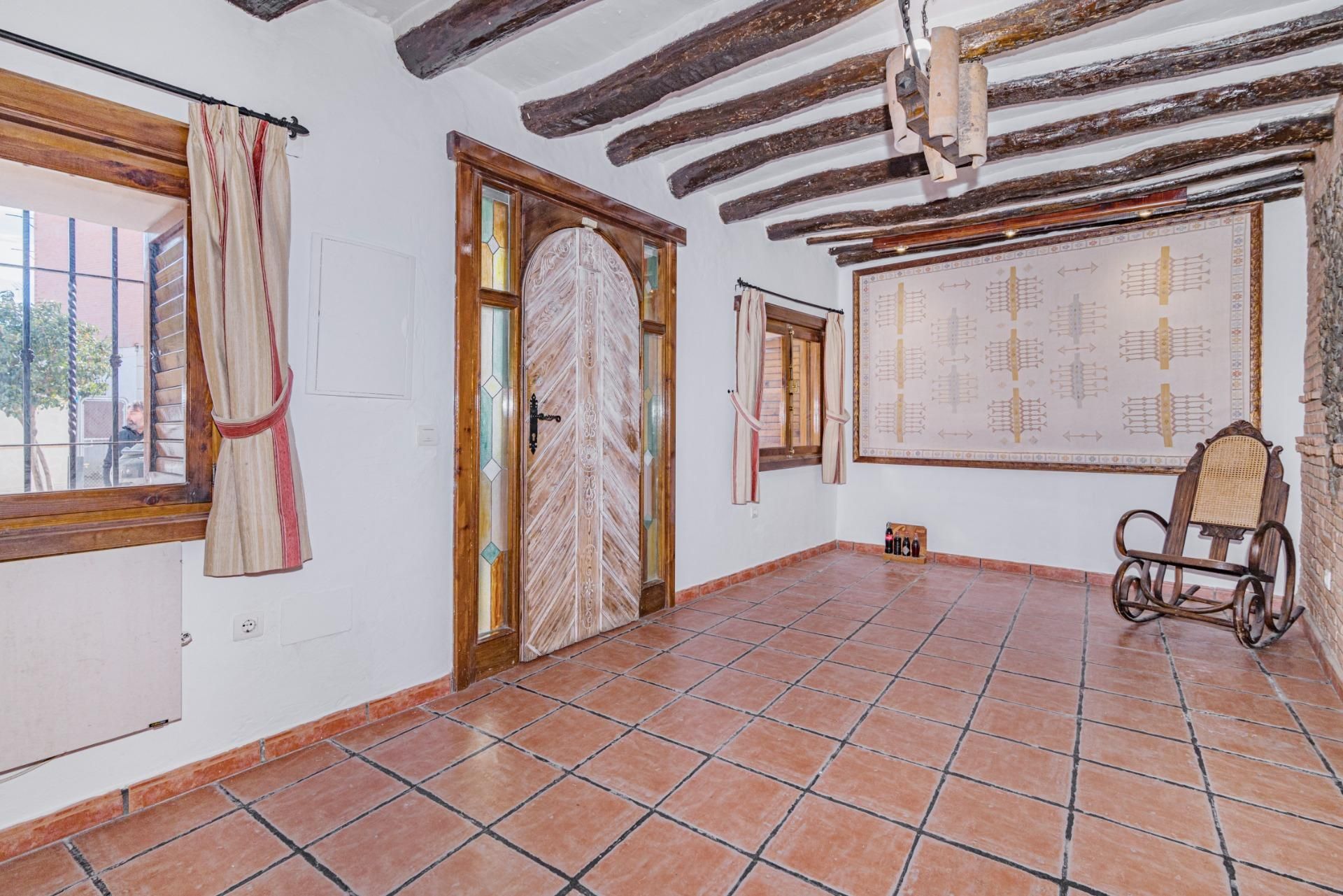 Single-family semi-detached for sale in  LARGA, 41, Polideportivo