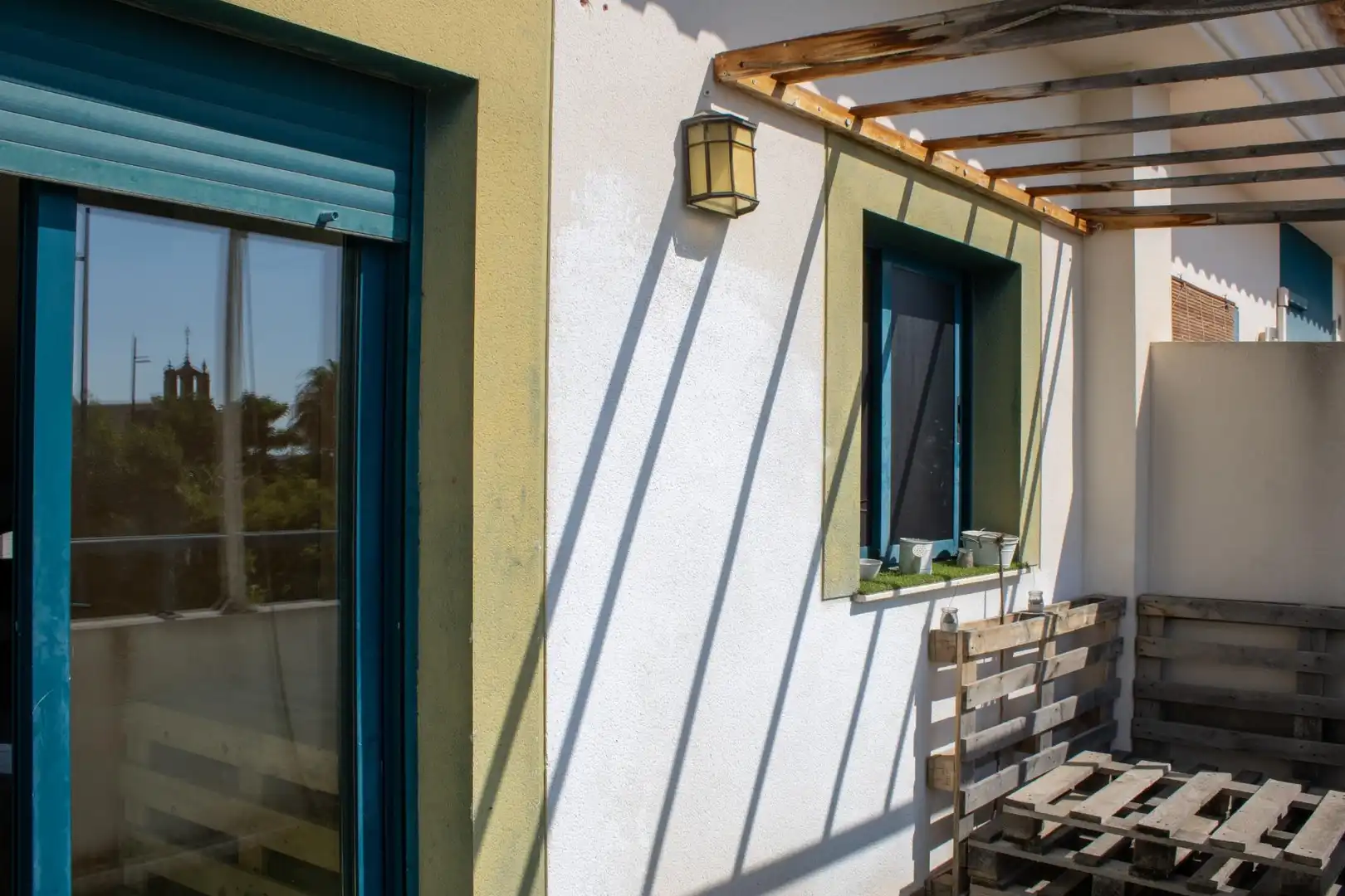 Außenansicht von Einfamilien-Reihenhaus zum Verkauf in Gandia mit Gemeinschaftspool
