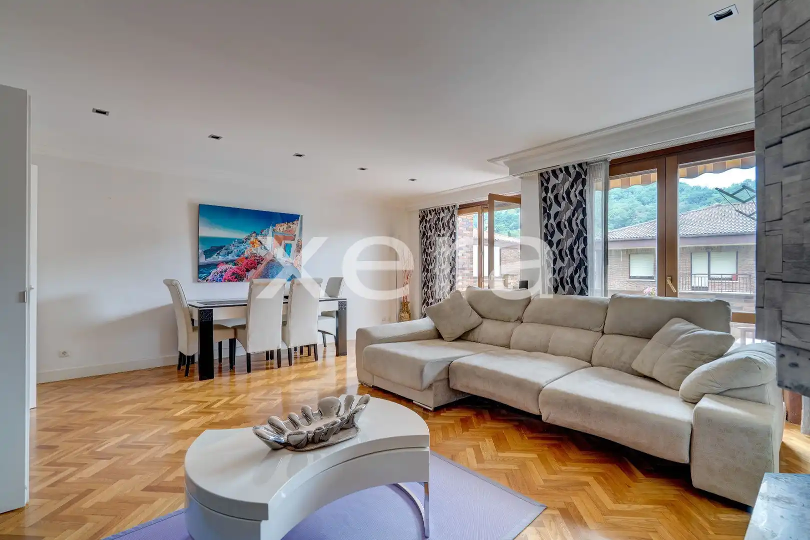 Sala de estar de Casa adosada en venta en Urnieta con Calefacción, Terraza y Trastero