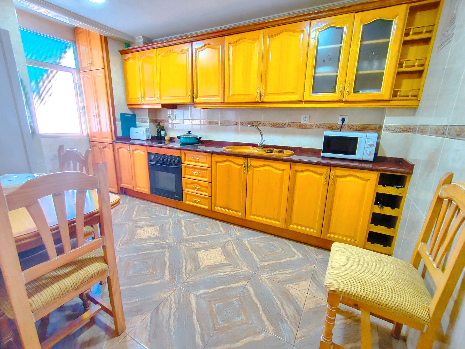 Cocina de Piso en venta en Alicante / Alacant con Aire acondicionado, Terraza y Amueblado