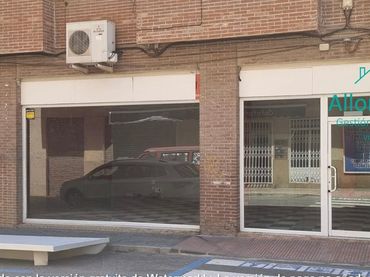 Local comercial en venda a Centro Urbano