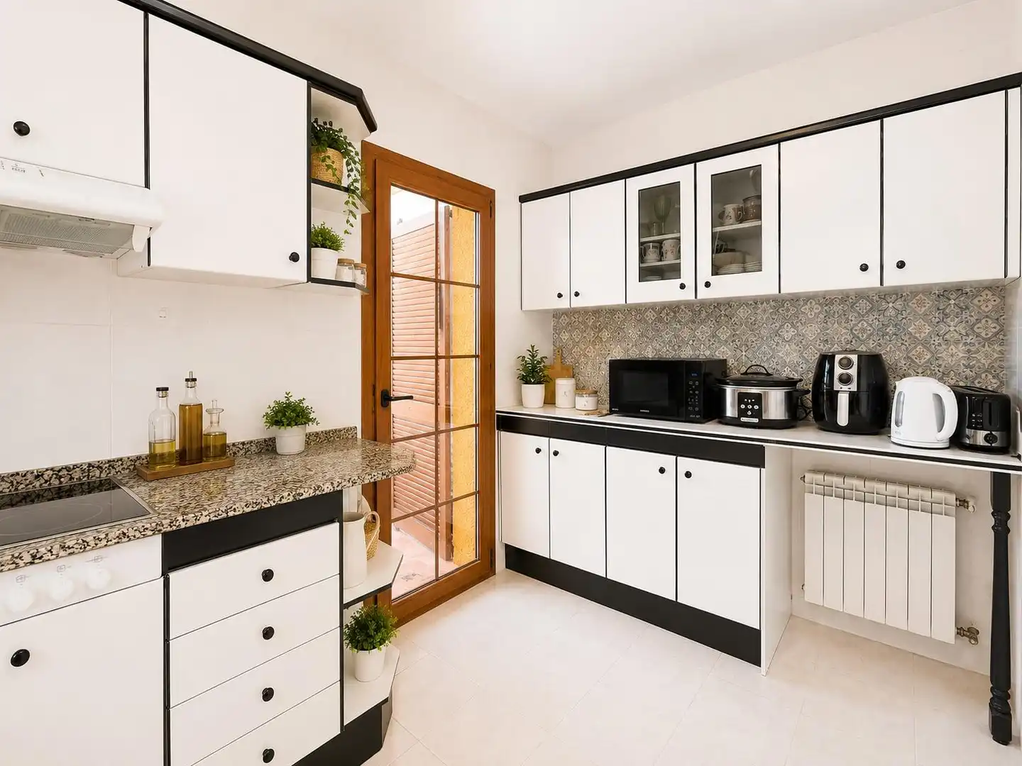 Cocina de Casa o chalet en venta en Sant Pere de Ribes con Aire acondicionado, Calefacción y Jardín privado