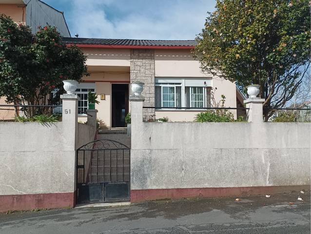 Casa-chalet en Venta en Ares