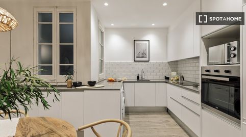 Foto 3 de Habitació a Barri de les Corts, Barcelona Capital