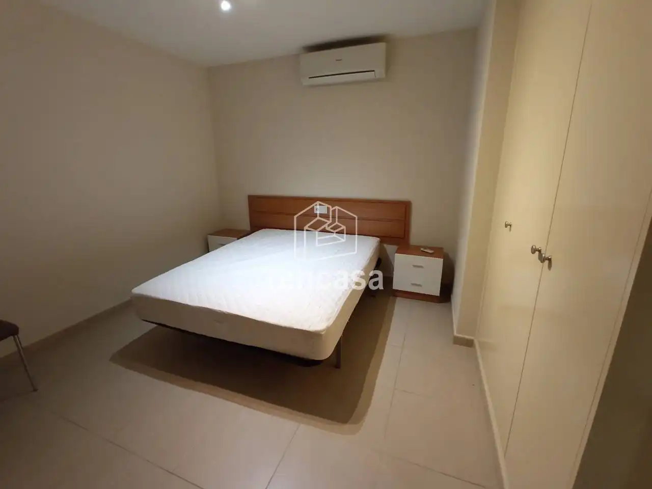 Bedroom of Duplexes for rent in Lleida  with Air Conditioner, Heating and Terrace