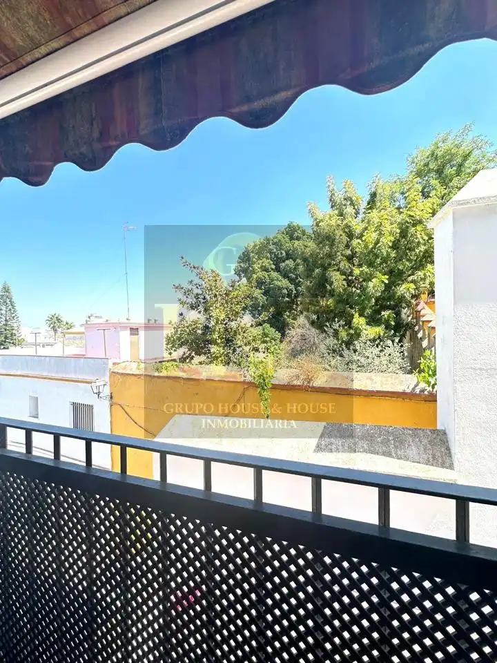 Flat for sale in Centro - Calzada - Cabo Noval