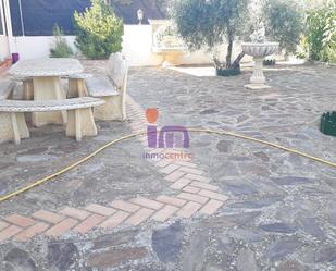 Terrace of House or chalet for sale in Valdepeñas  with Air Conditioner, Heating and Private garden