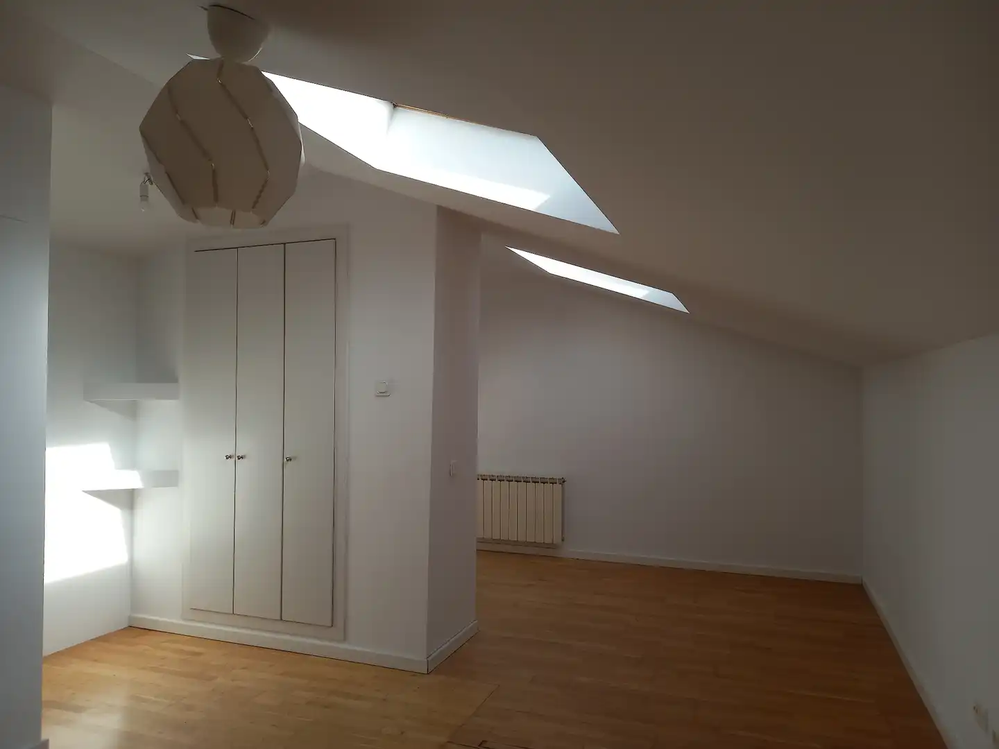 Dúplex en venta en Girona con Calefacción, Parquet y Terraza