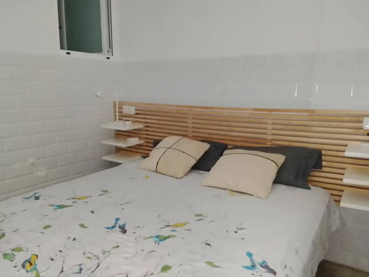 Schlafzimmer von Loft zur Miete in Valencia mit Klimaanlage und Möbliert