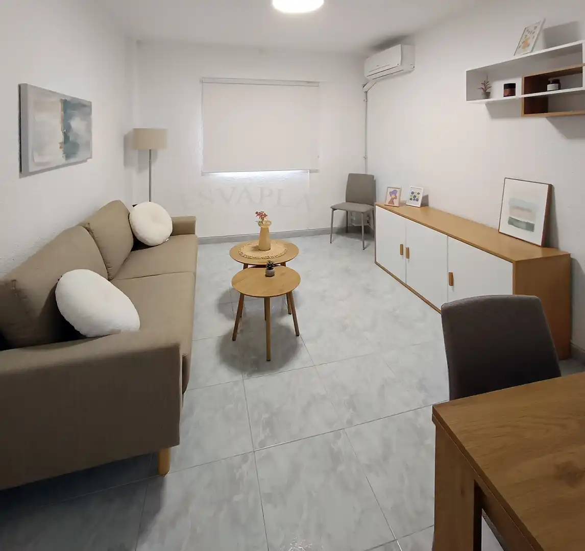 Wohnzimmer von Wohnung zur Miete in Alicante / Alacant mit Klimaanlage, Möbliert und Ofen