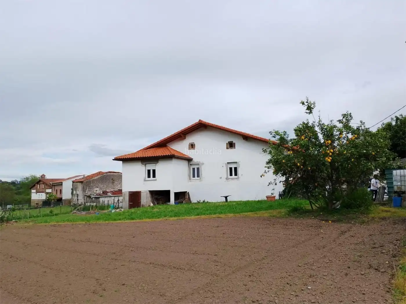 Adossat en venda a Barrio Sámano 203